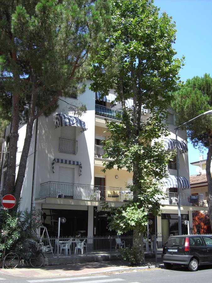 Residence Monaco Appartamenti Rimini Zewnętrze zdjęcie